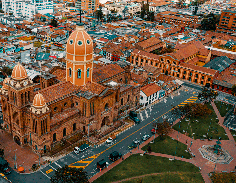 Barrio las cruces, desarrollo a nivel económico y cultural, Bogotá, economía, cultura