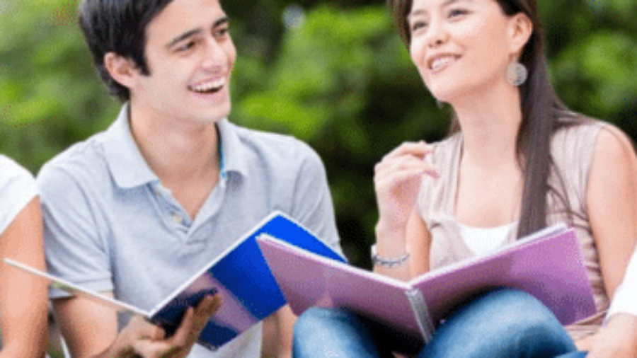 recargados-y-a-las-aulas