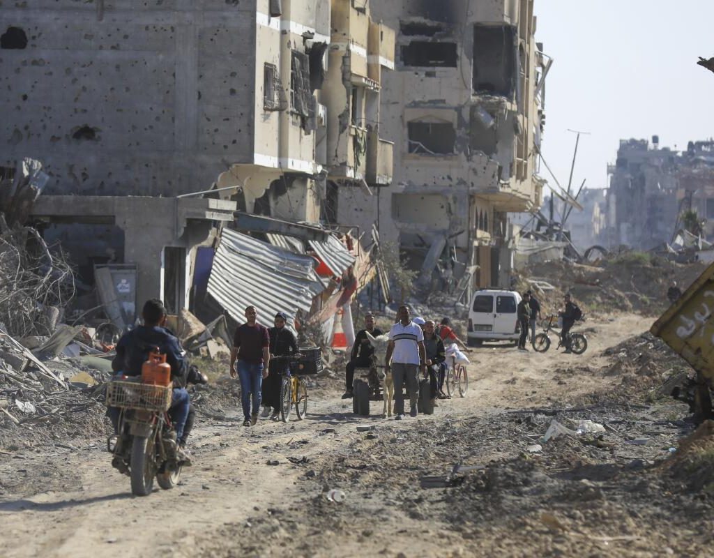 Personas en medio del conflicto de Gaza